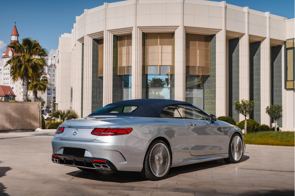 Mercedes Benz S500
