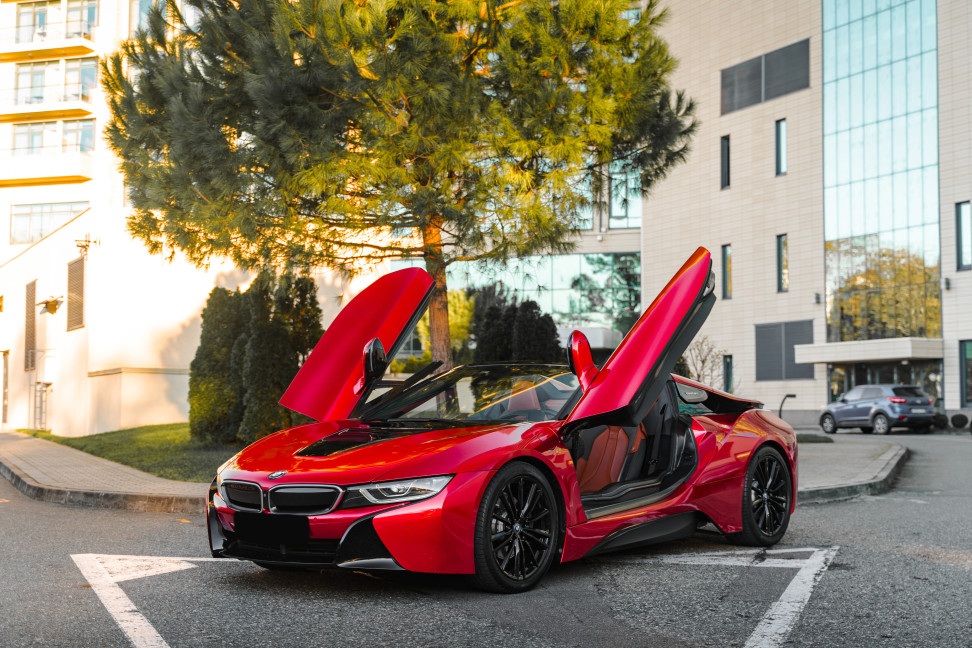 BMW i8 roadster