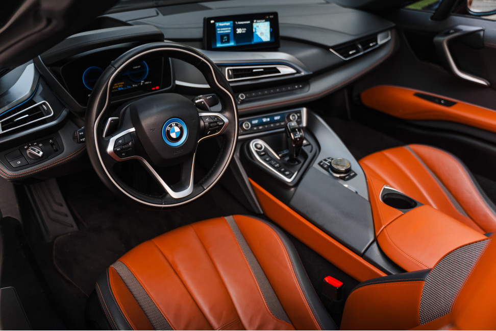 BMW i8 roadster