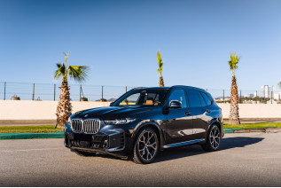 BМW X5 (2023)