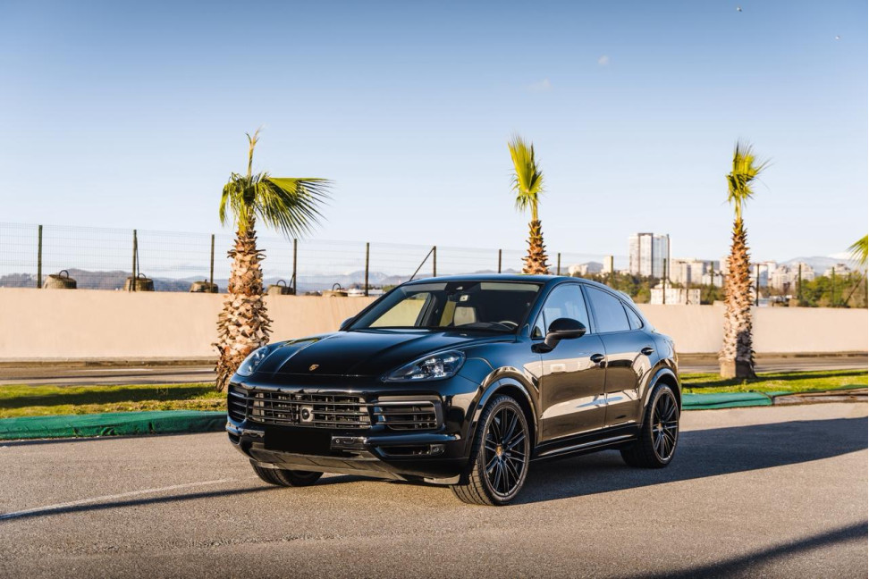 Porsche Cayenne Coupe S 