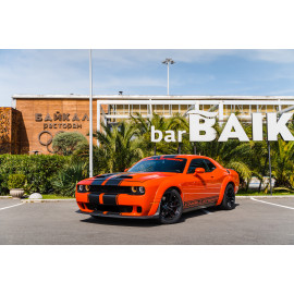 Dodge Challenger 6.4 SRT