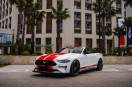 Ford Mustang (белый)
