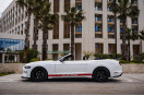 Ford Mustang (белый)