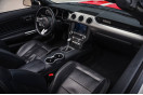 Ford Mustang (белый)