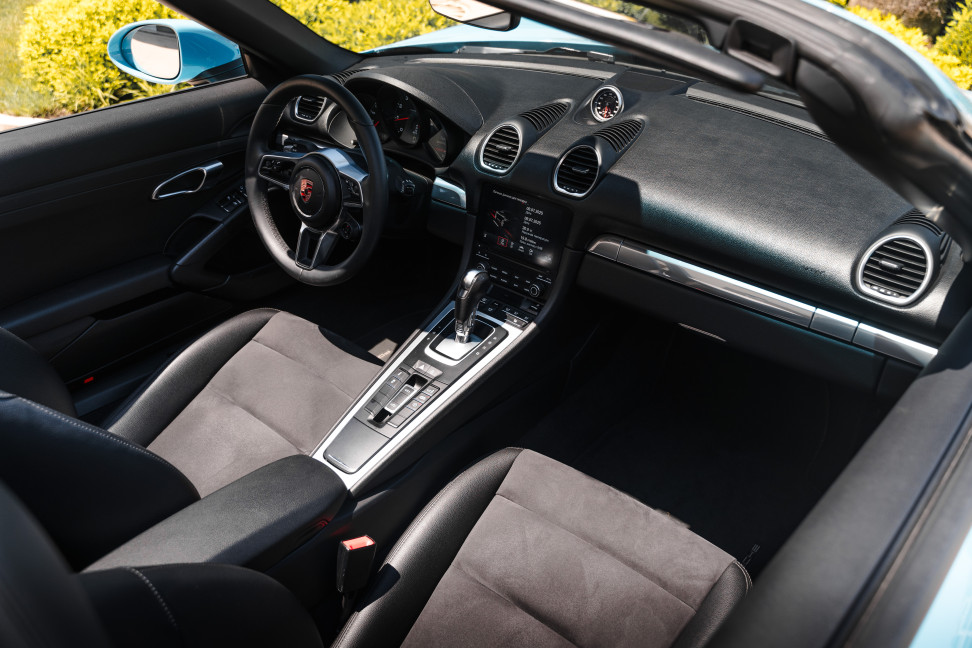 Porsche Boxster 718